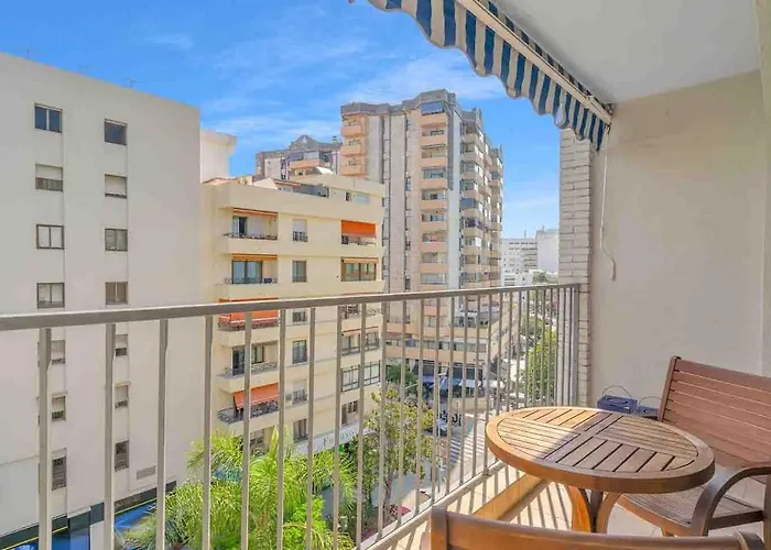 Polo 5c Jacaranda Apartament Marbella